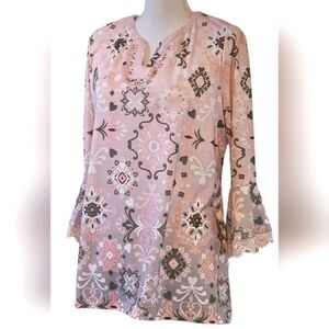 ALLISON DALEY FLORAL GEOMETRIC TOP WITH BELL SLEEVES  PINK GRAY WHITE SZ  L